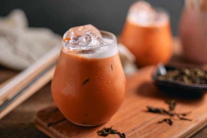 Traditional Iced Thai Milk Tea / 传统泰式冰奶茶